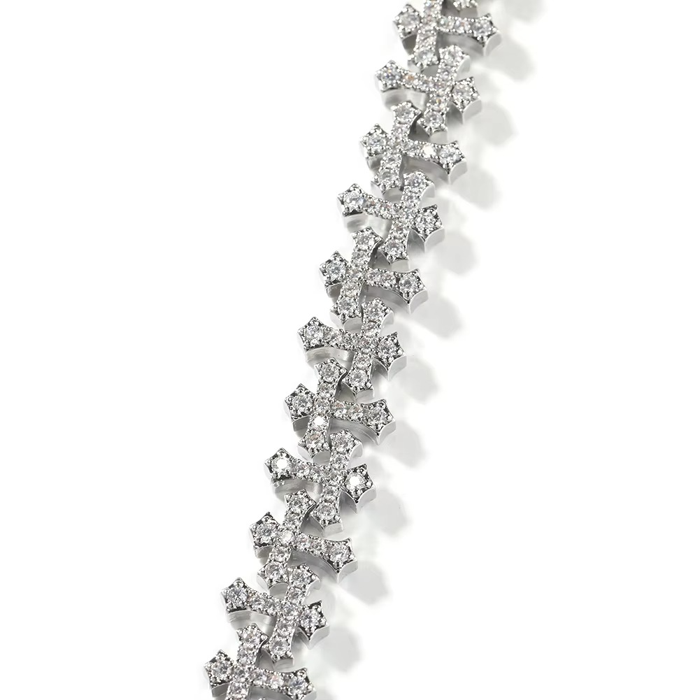 10.8mm Iced Out Cross-Link Cuban Chain – Full Pave Zircon Gold/Silver Men’s Necklace