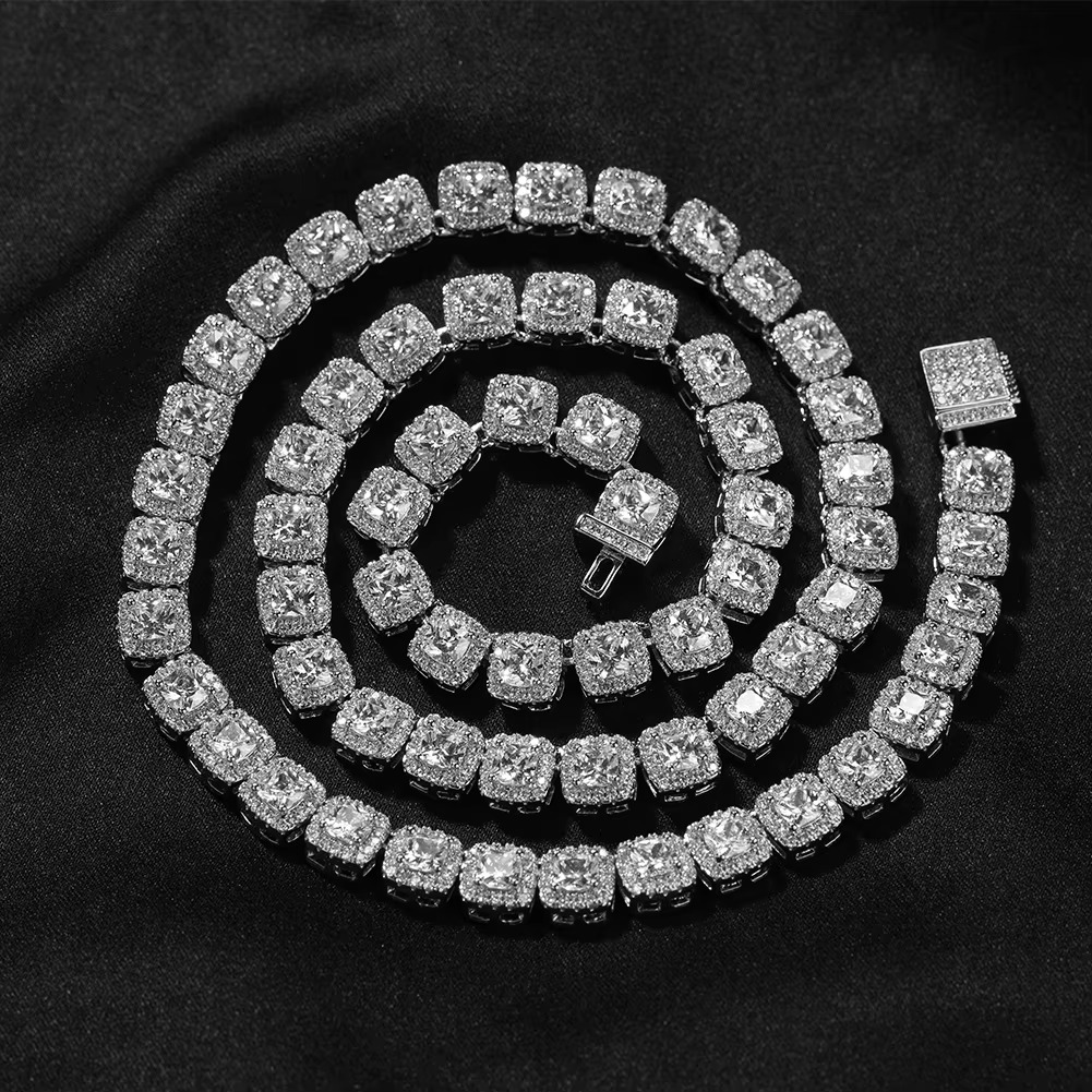 Club Icône 7MM Iced Out CZ Tennis Bracelet – Light Luxury Gold & Silver Plated